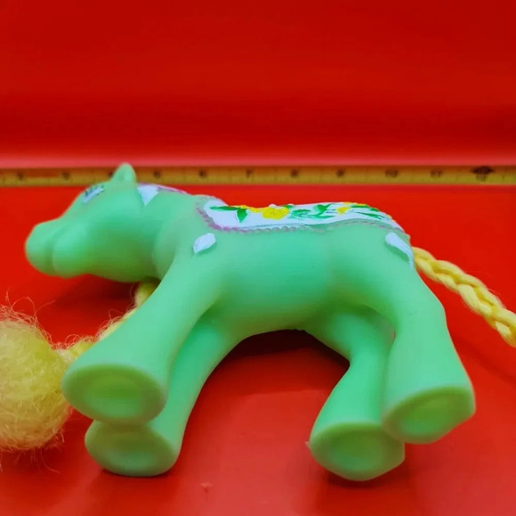 Gigo Carousel Circus Pony Green Flowers Merry Go Round Yellow Mane Tail Vintage - Picture 4 of 7